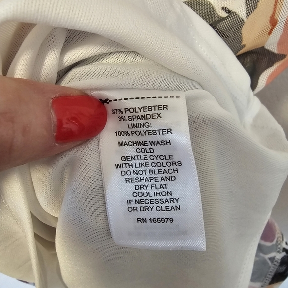 Cable & Gauge Side Cinch Sleeveless Blouse Women's Size Large NWT - Picture 10 of 10